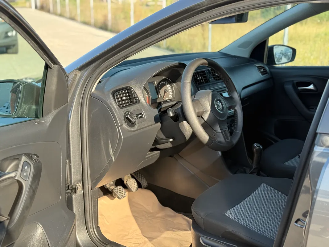 Volkswagen Polo - fotografie 5