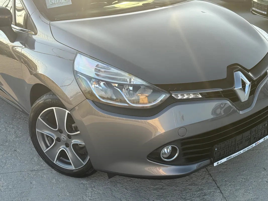 Renault Clio 1.5dCi - fotografie 2