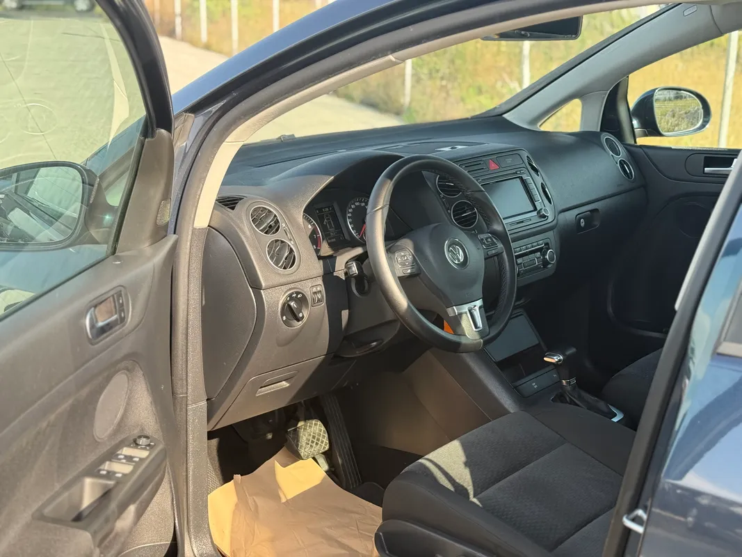Volkswagen Golf Plus - fotografie 6