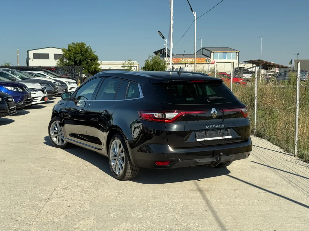 Renault Megane - fotografie 2