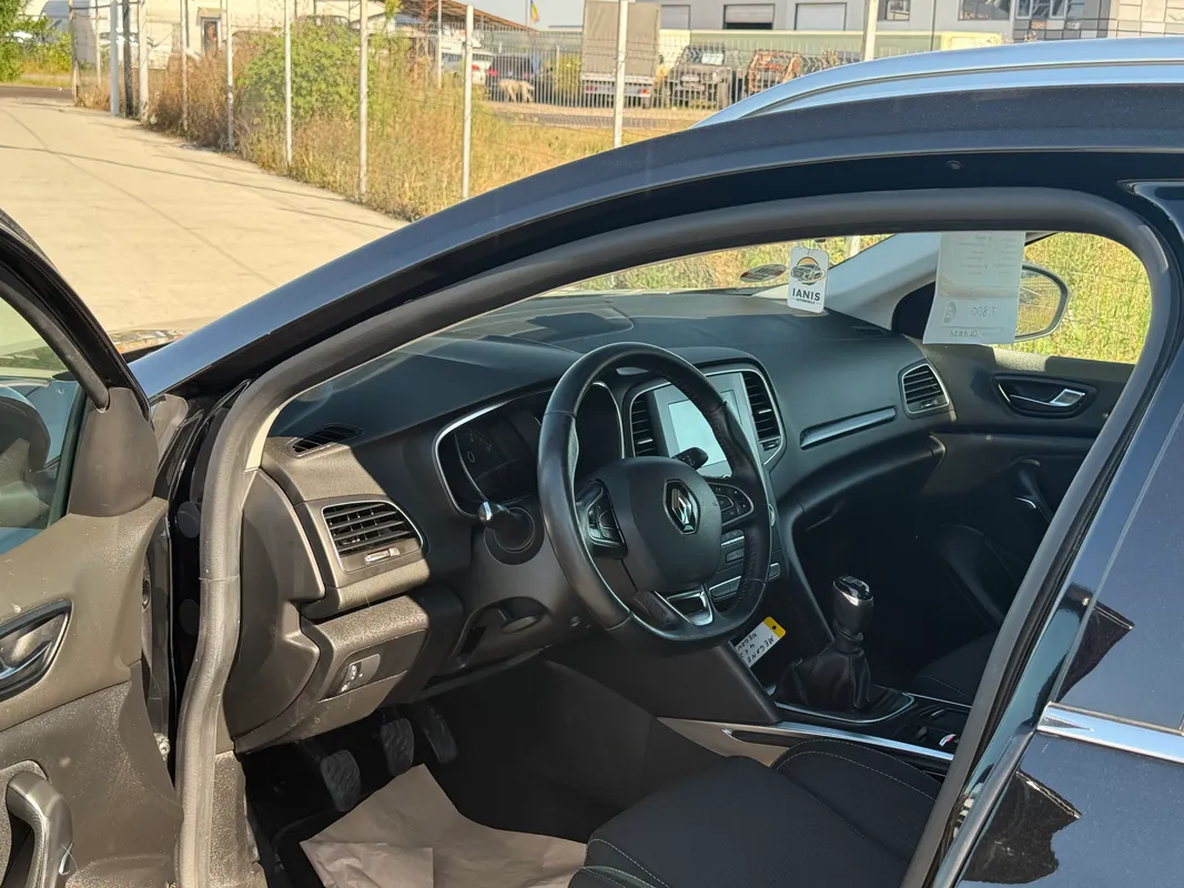 Renault Megane - fotografie 8