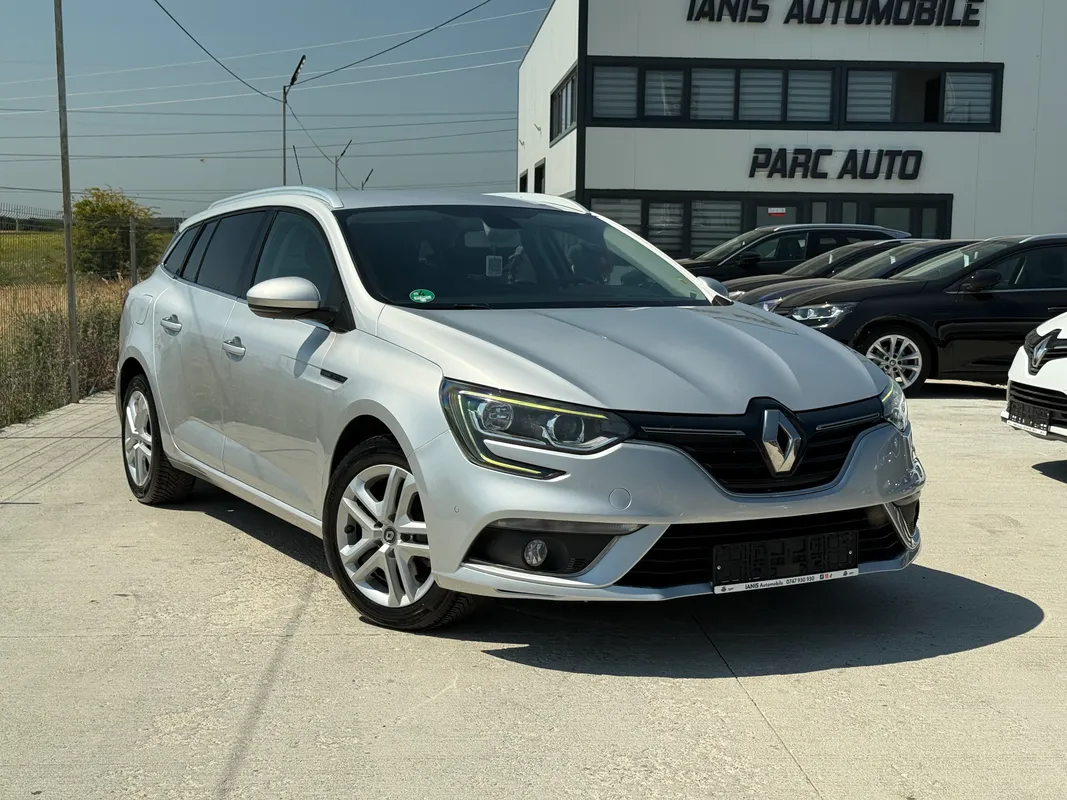 Renault Megane 1.5dCi Automat 2016 second hand de vânzare în parc auto Pitești - Ianis Automobile