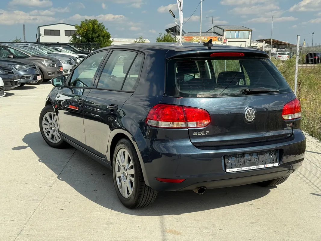 Volkswagen Golf 6 - fotografie 5