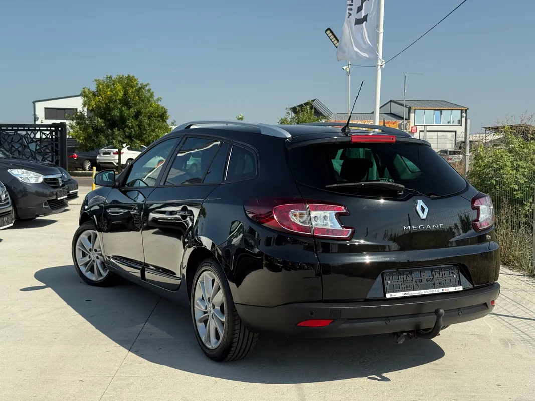 Renault Megane 1.2 tce - fotografie 3