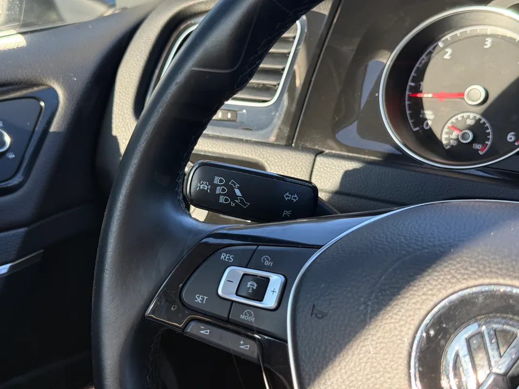 Volkswagen Golf 7 - fotografie 6