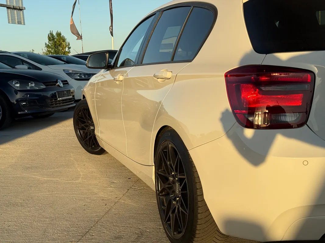 BMW Seria 1 - fotografie 5