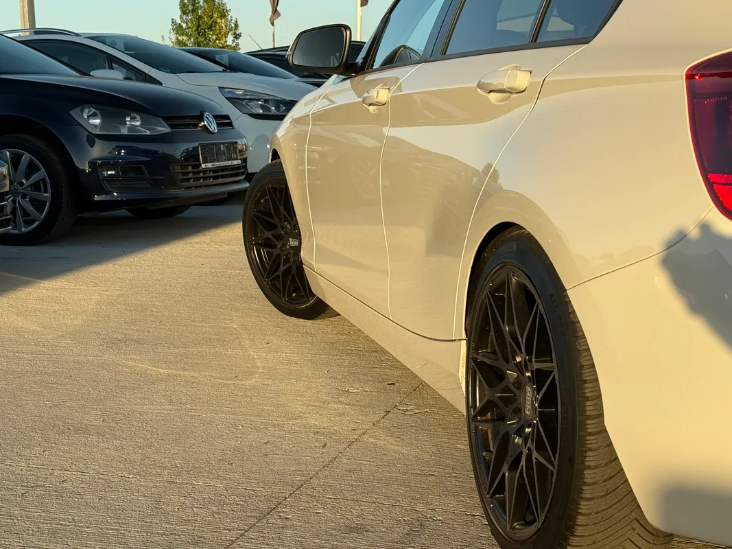 BMW Seria 1 - fotografie 6