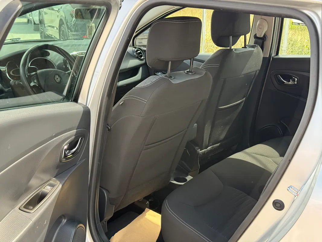 Renault Clio 1.5 dci - fotografie 4