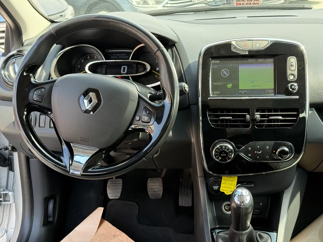 Renault Clio 1.5 dci - fotografie 6