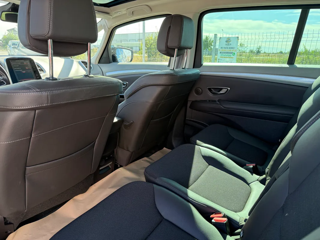 Renault Espace - fotografie 10