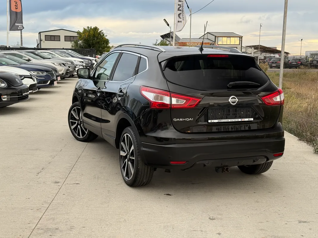 Nissan Qashqai 1.2 Tekna - fotografie 2