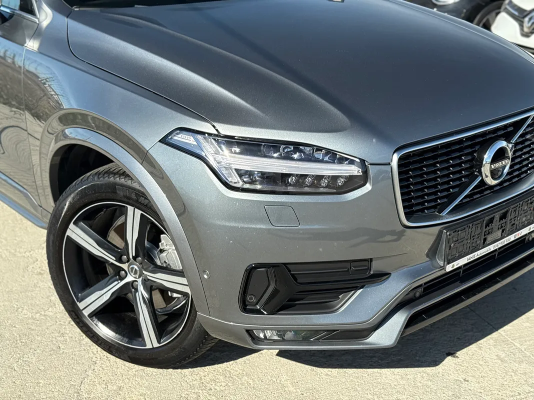 Volvo XC90 Polestar R-Design - fotografie 2