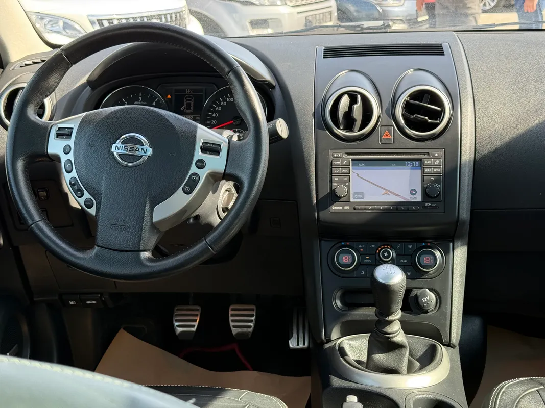 Nissan Qashqai 1.5 dCi - fotografie 16