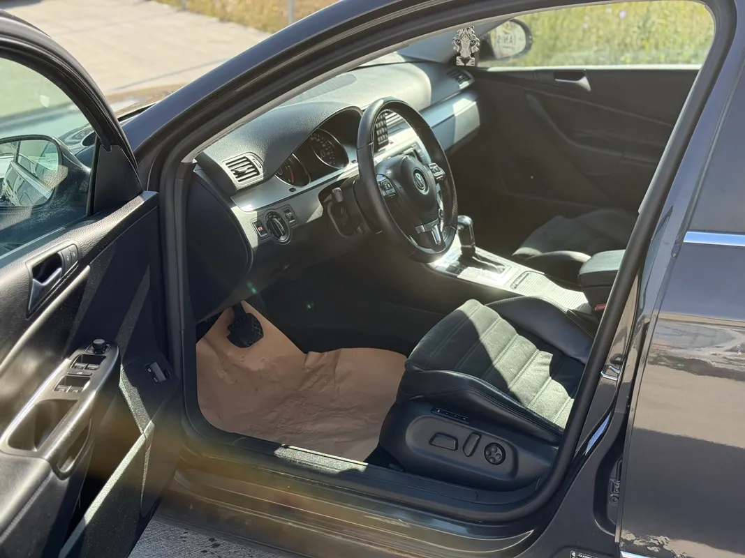 Volkswagen Passat 2.0 TDI 4Motion - fotografie 4
