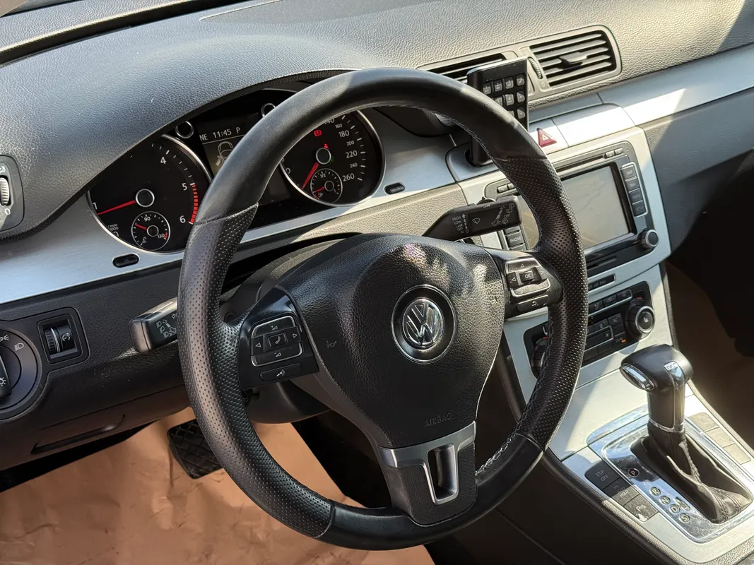 Volkswagen Passat 2.0 TDI 4Motion - fotografie 7