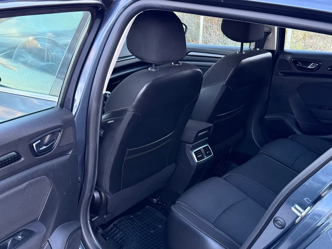 Renault Megane 4 - fotografie 9