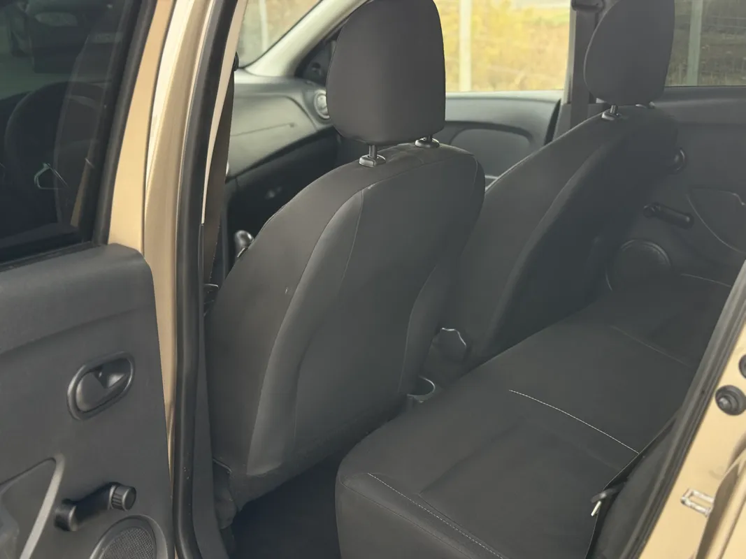 Dacia Sandero - fotografie 6