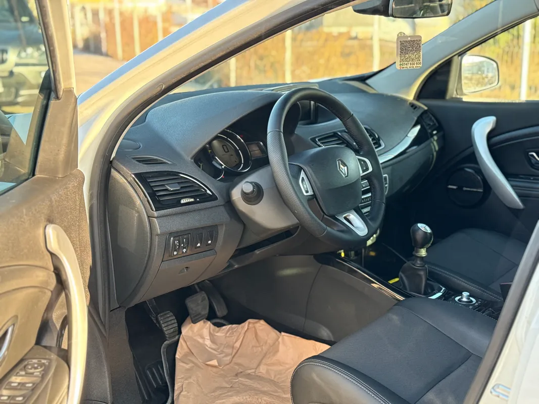 Renault Megane 1.5 dCi - fotografie 6