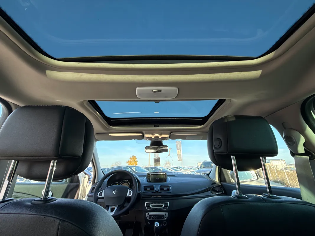 Renault Megane 1.5 dCi - fotografie 11