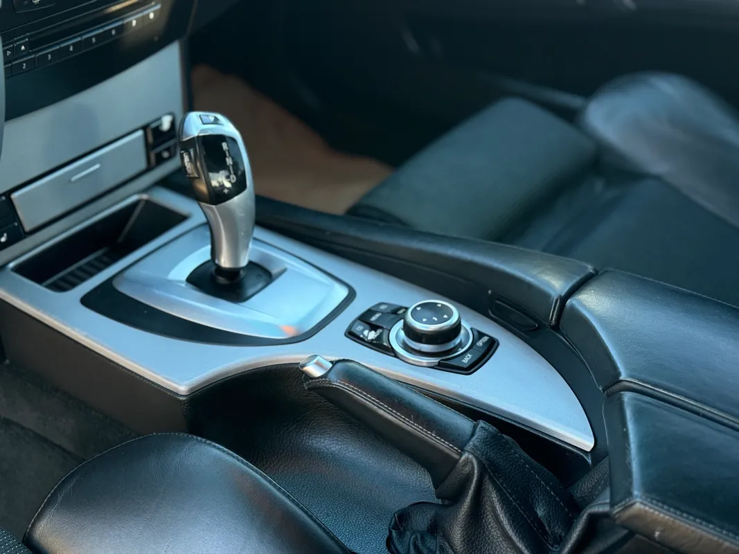 BMW Seria 5 E60 - fotografie 9