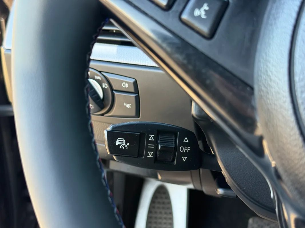 BMW Seria 5 E60 - fotografie 12