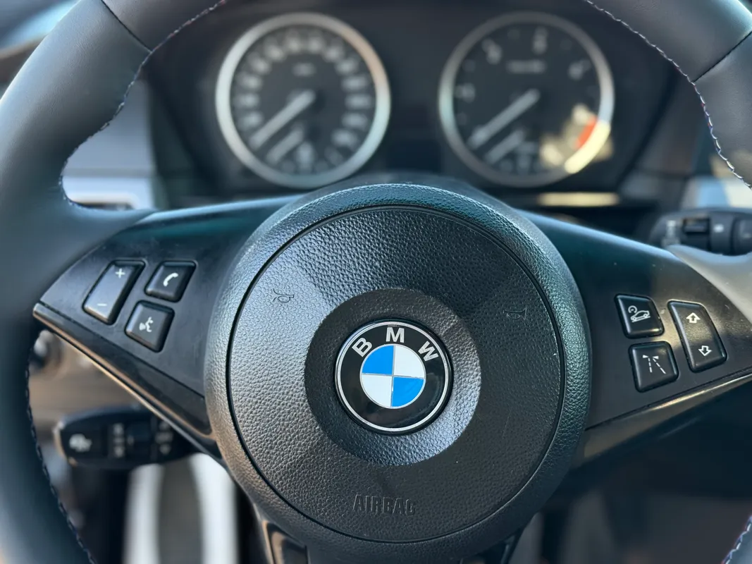 BMW Seria 5 E60 - fotografie 13
