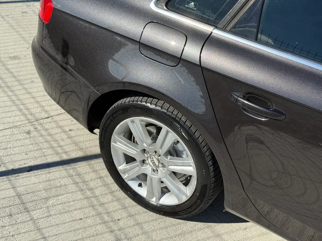 Audi A4 - fotografie 5