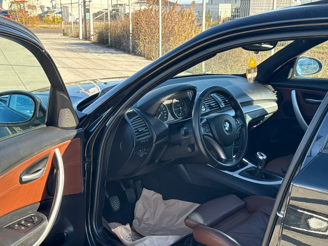 BMW Seria 1 - fotografie 5