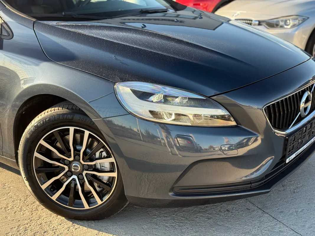 Volvo V40 - fotografie 5