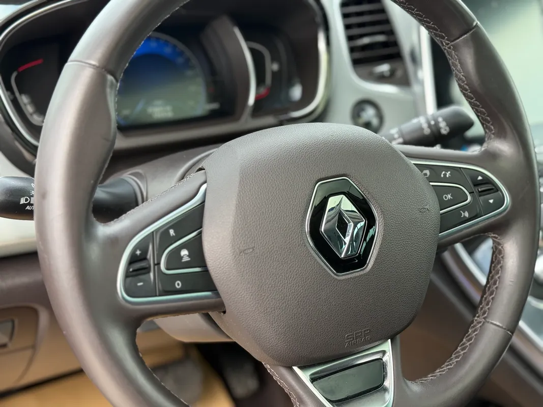 Renault Espace - fotografie 7