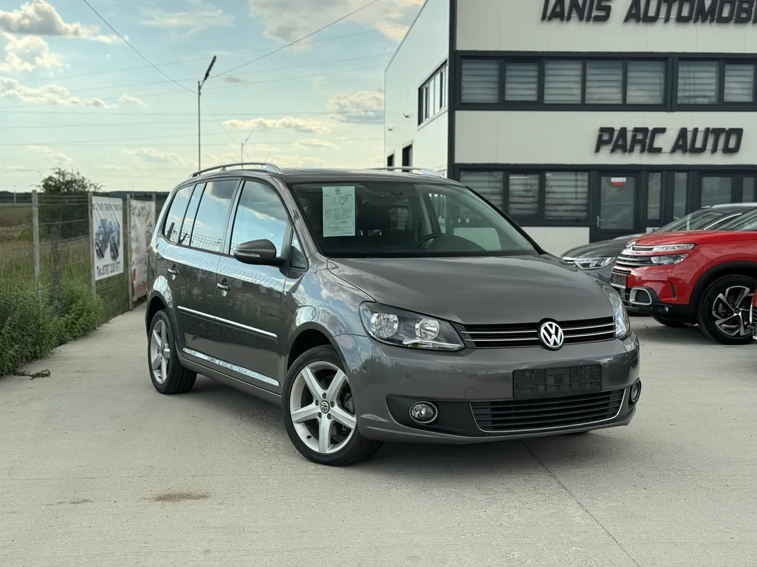 Volkswagen Touran 2010 de vânzare în parc auto Pitești - Ianis Automobile