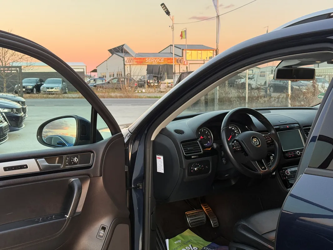 Volkswagen Touareg - fotografie 3
