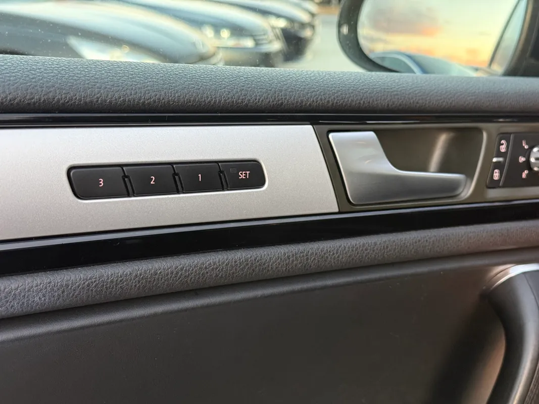 Volkswagen Touareg - fotografie 8