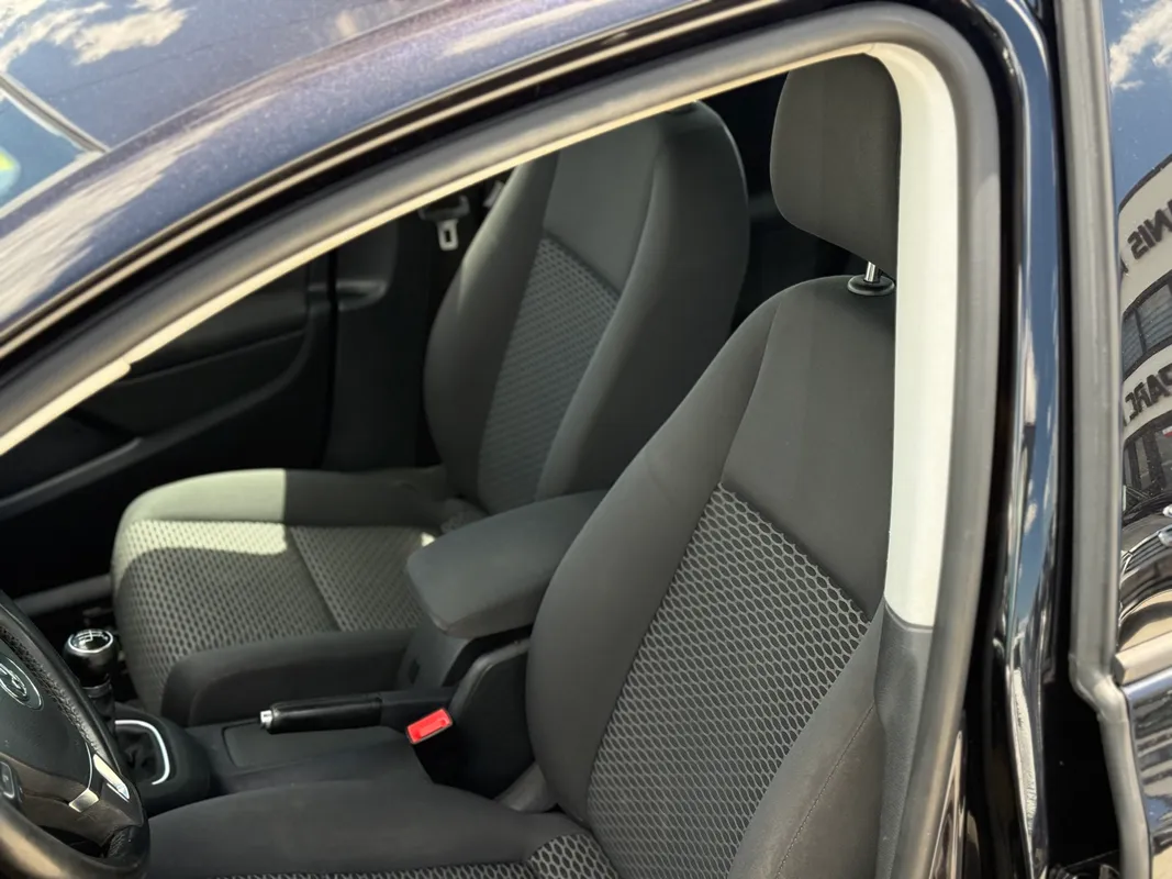 Volkswagen Golf 6 - fotografie 4