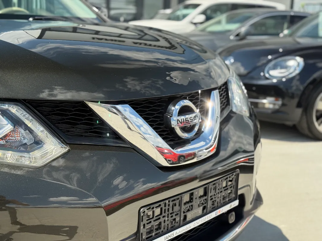 Nissan X-Trail tekna - fotografie 2