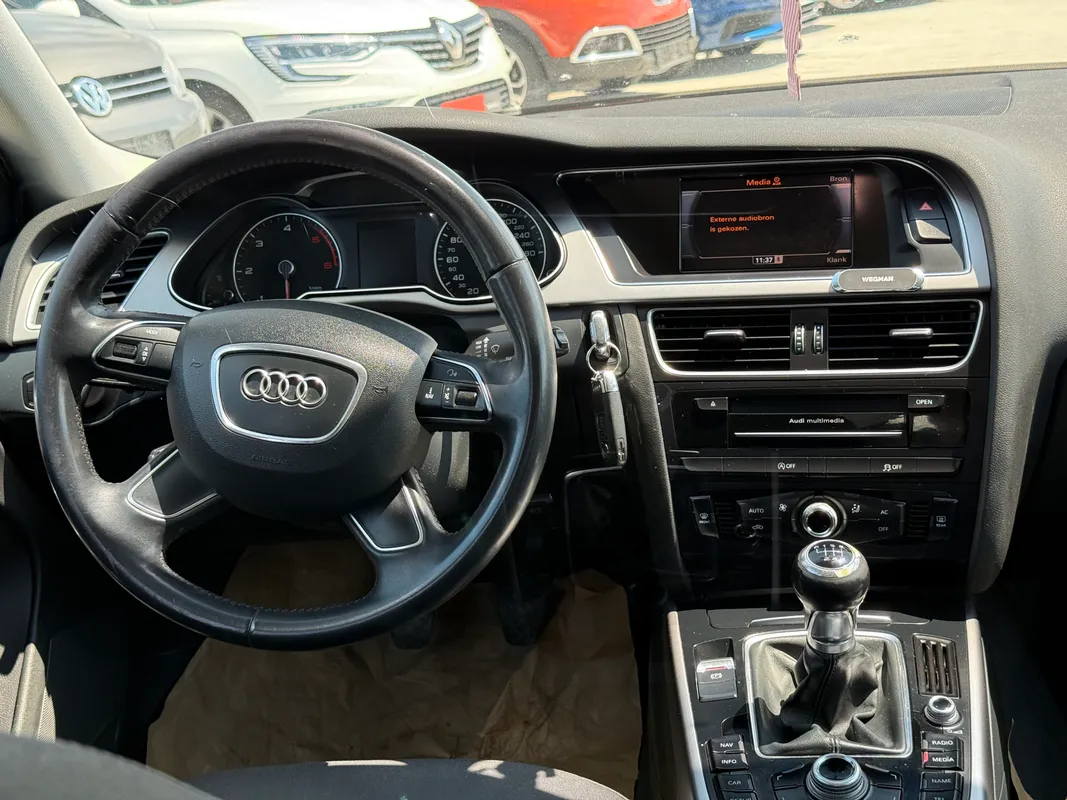 Audi A4 2.0 tdi - fotografie 3
