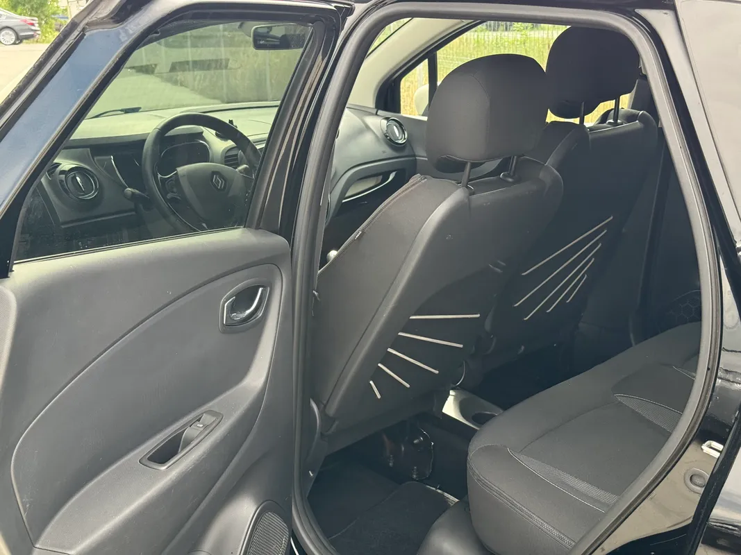 Renault Captur 0.9 - fotografie 4