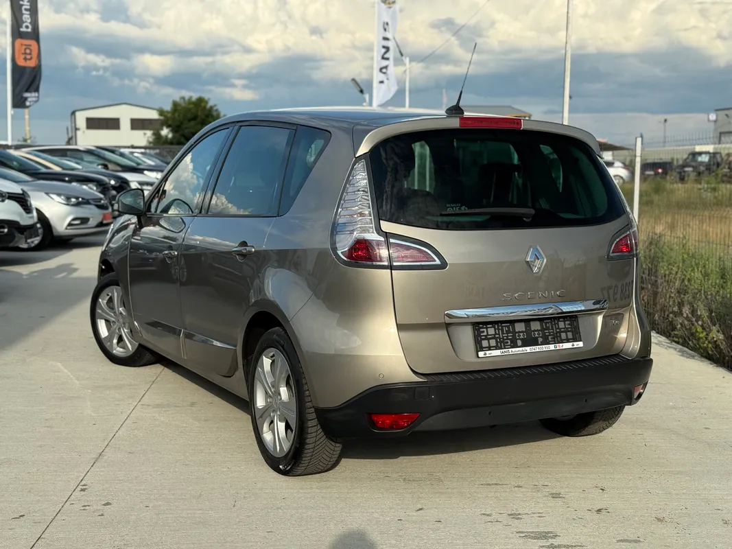 Renault Scenic - fotografie 4