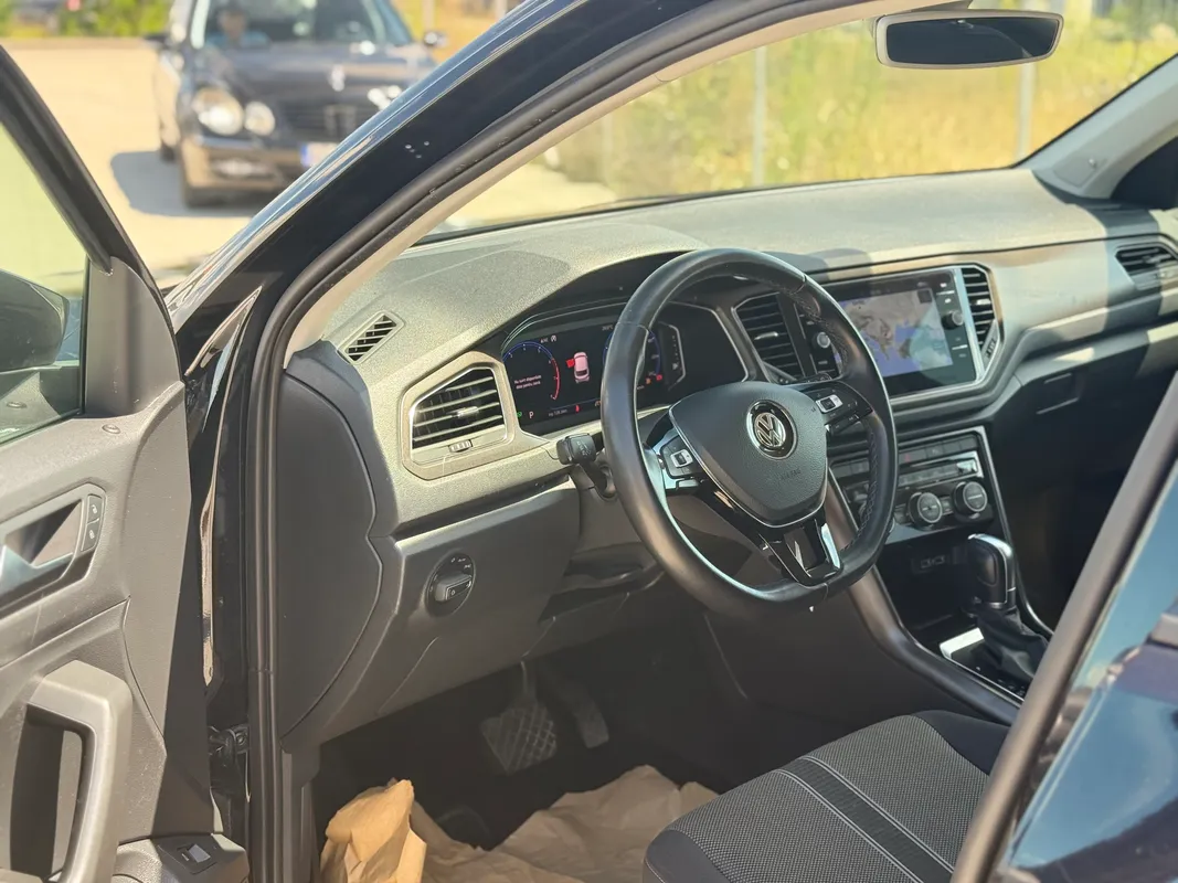 Volkswagen T-Roc - fotografie 7