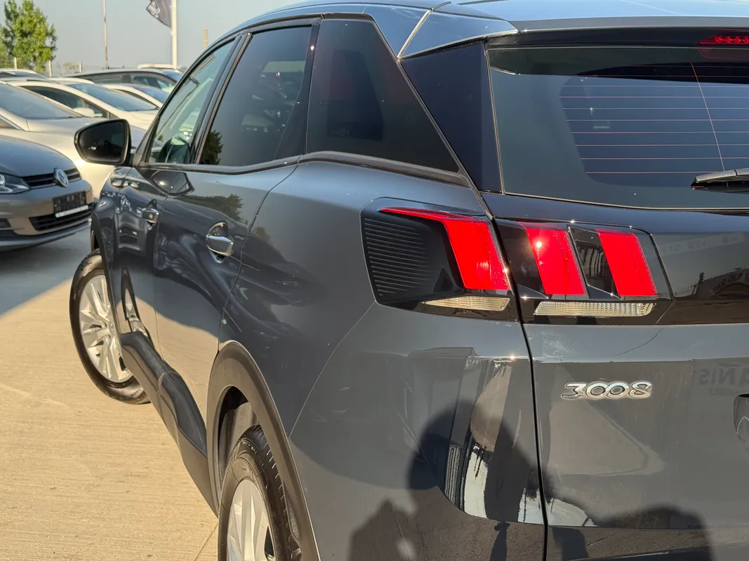Peugeot 3008 - fotografie 3