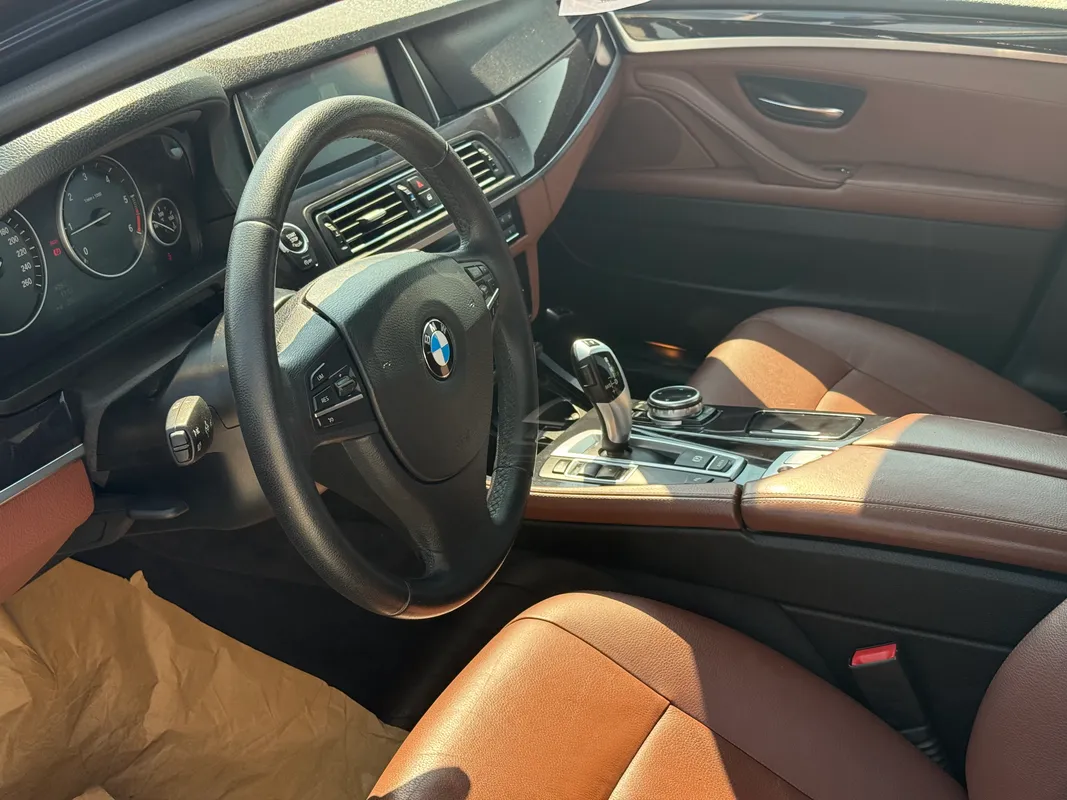 BMW Seria 5 - fotografie 7