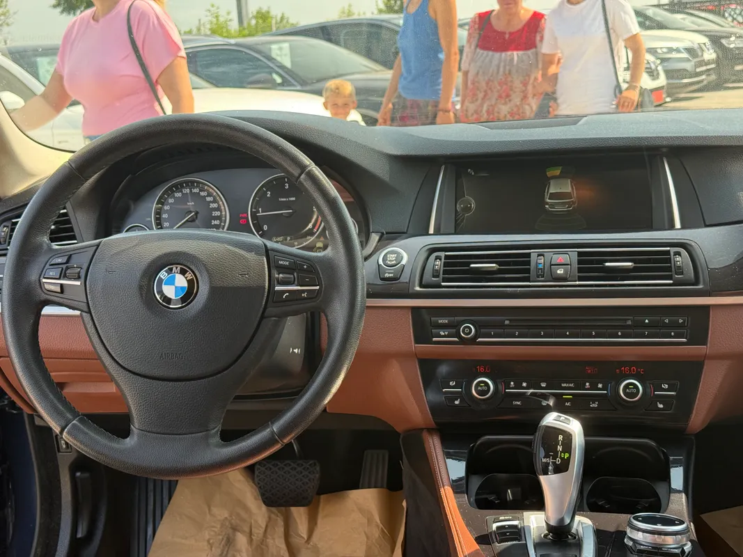 BMW Seria 5 - fotografie 9