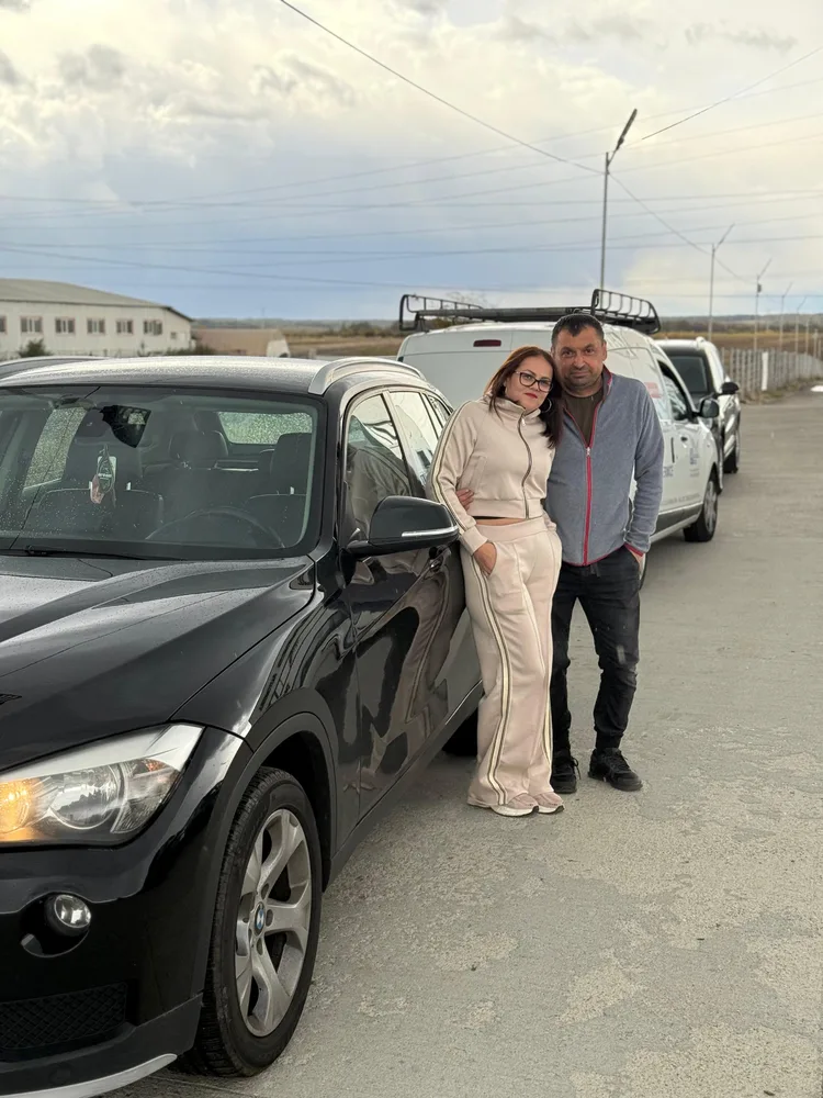 Fam. Nedelea, client Ianis Automobile, cu BMW X1